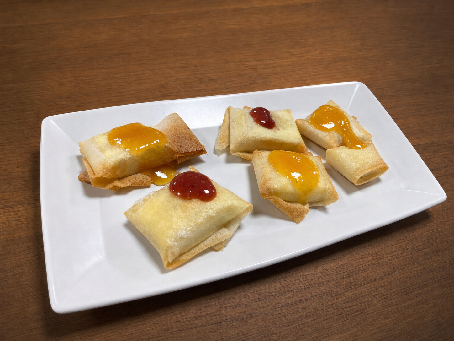 Caramelos de queso brie con mermelada casera